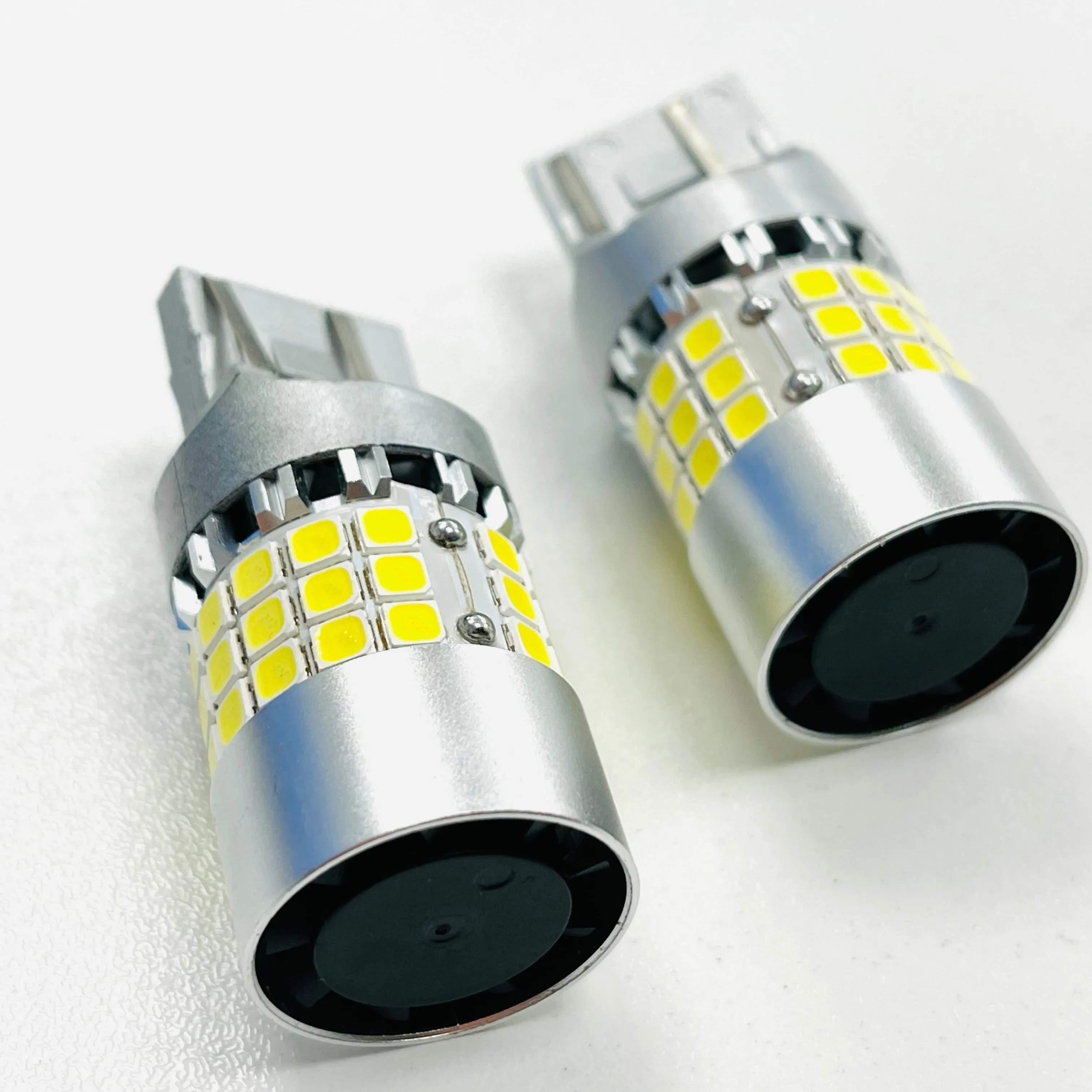 Caddy MK4 15-20 H4 Osram Night Breaker 200 & LED DRL Headlight Upgrade Bulbs Built In Fan Superb Quality