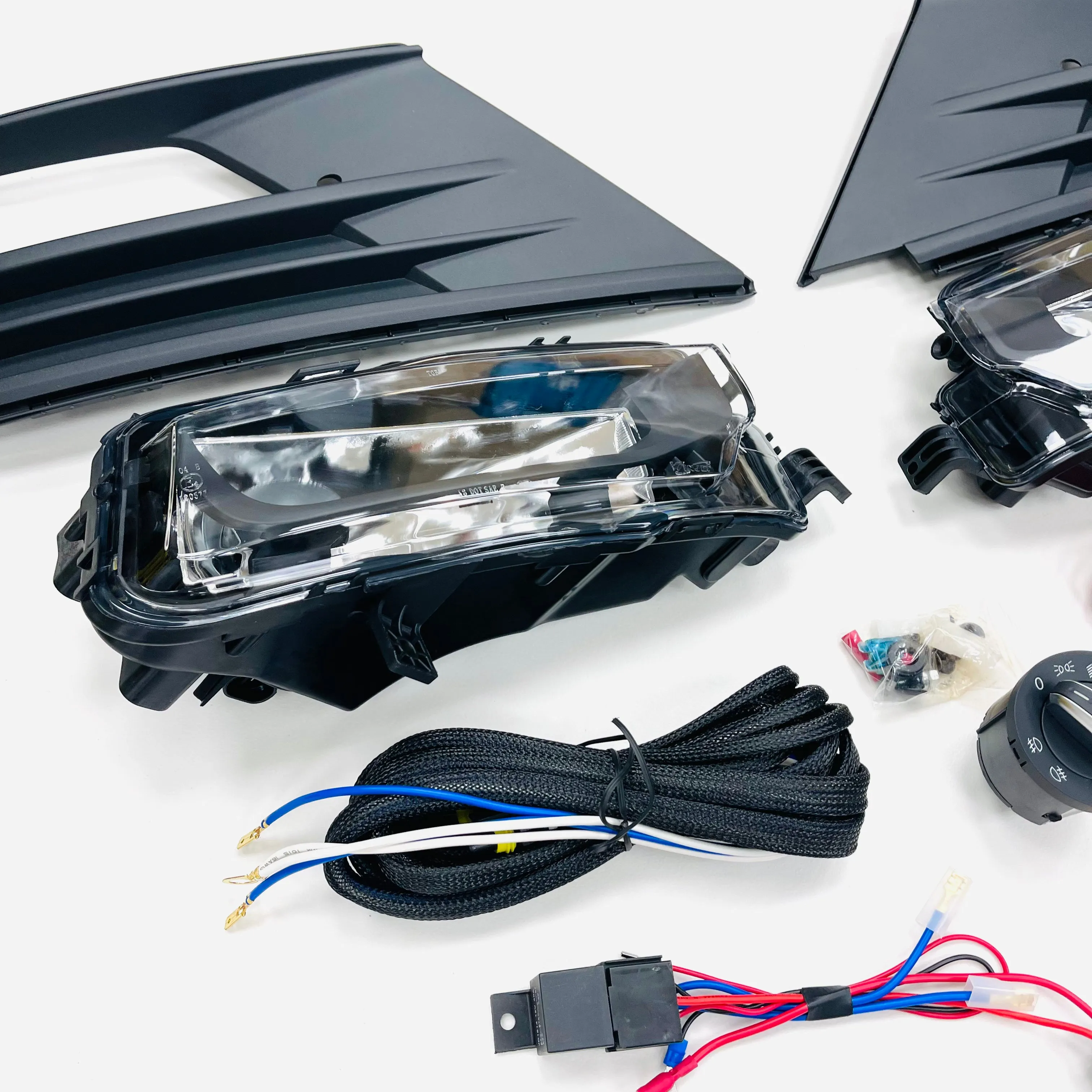 Caddy MK4 Led Fog Light Kit 2015 Onwards Brand New (Startline Model Only)