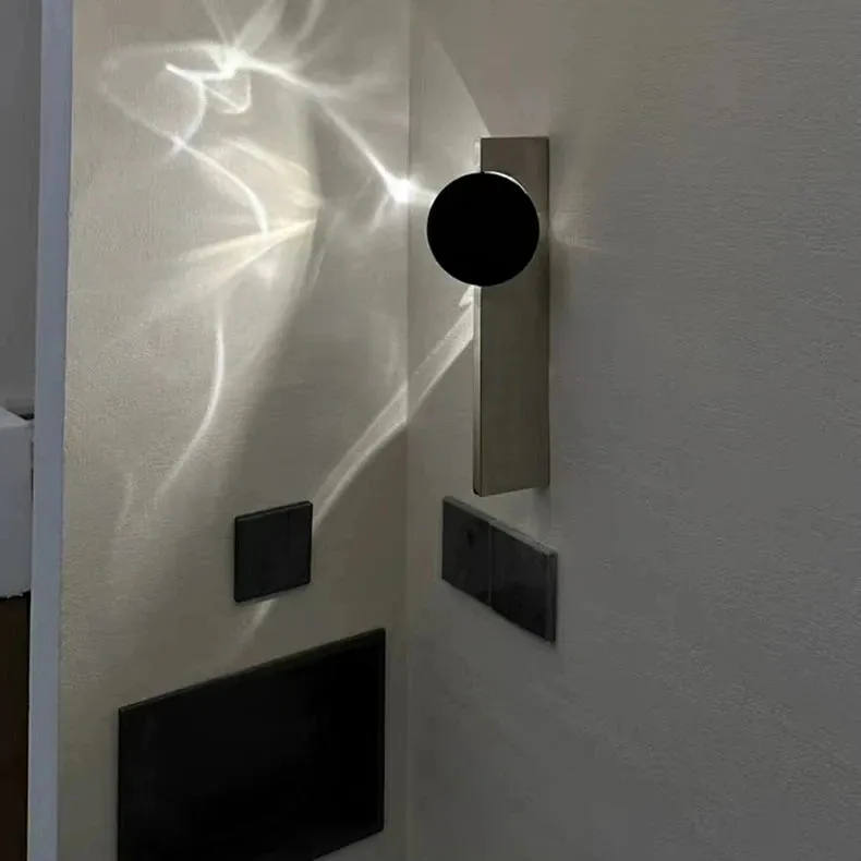 Creative Chrome Wall Lamp Stainless Steel Rotating Wall Lamp