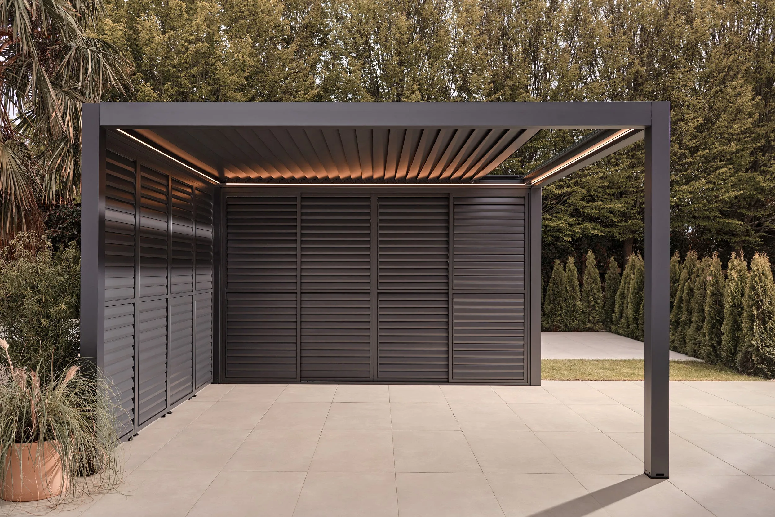 Luxe Electric Retractable Roof LED Pergola