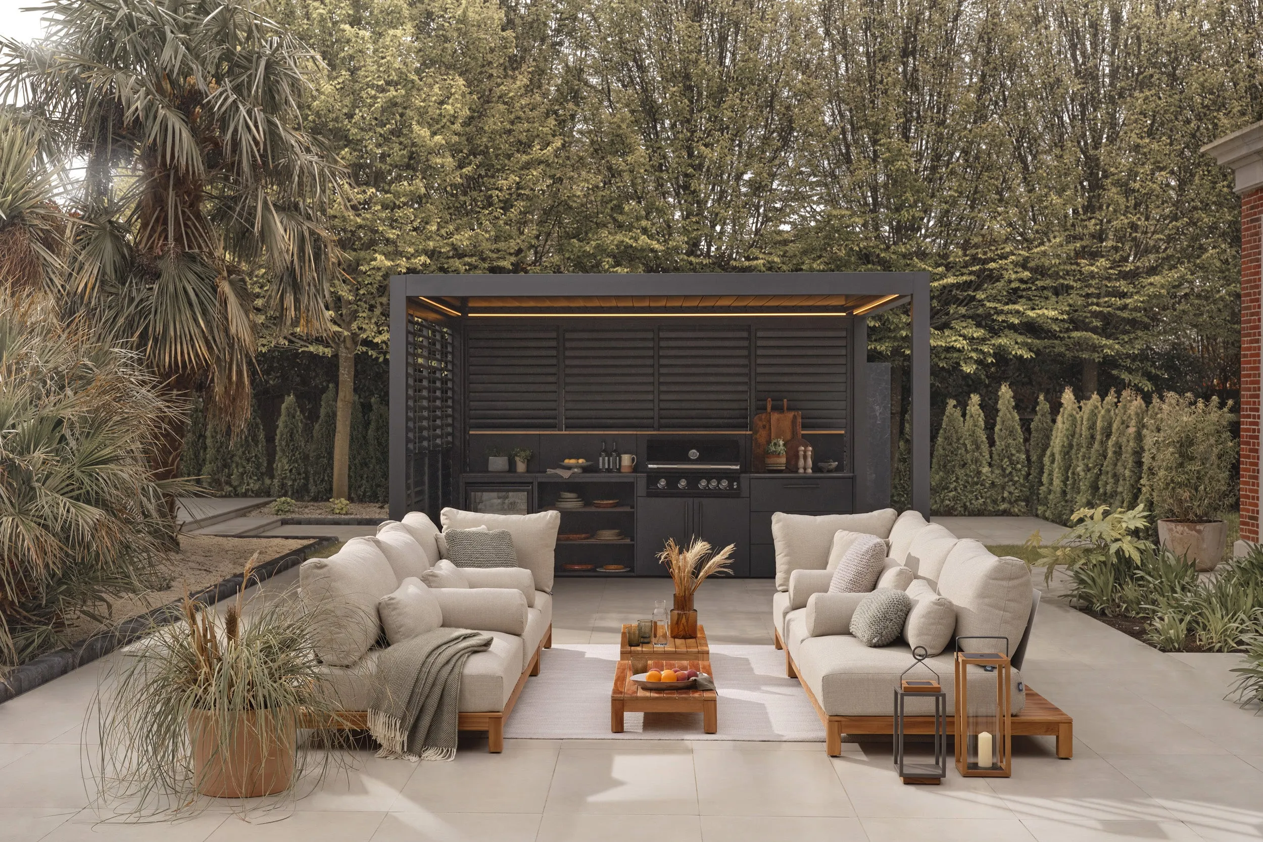 Luxe Electric Retractable Roof LED Pergola