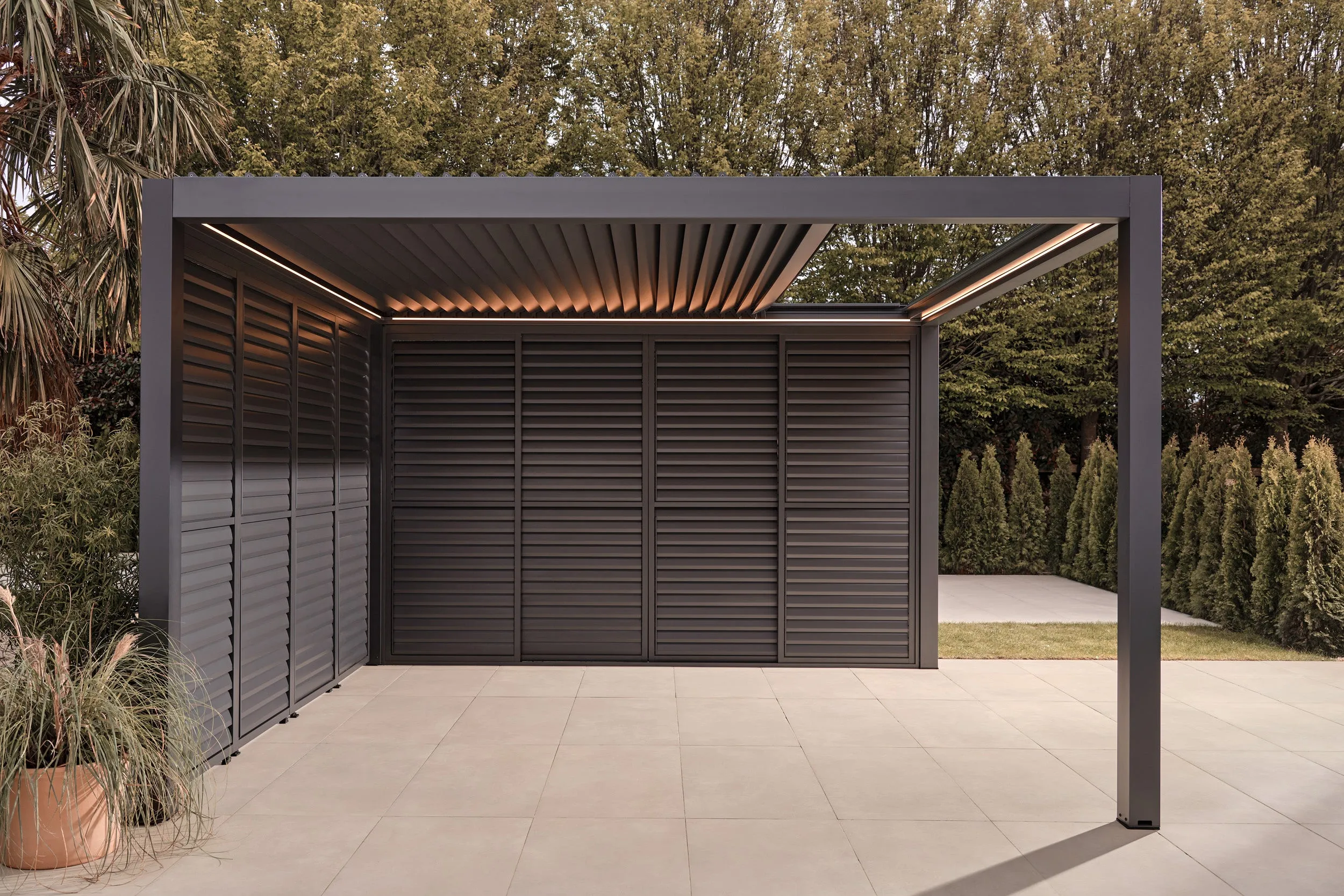 Luxe Electric Retractable Roof LED Pergola
