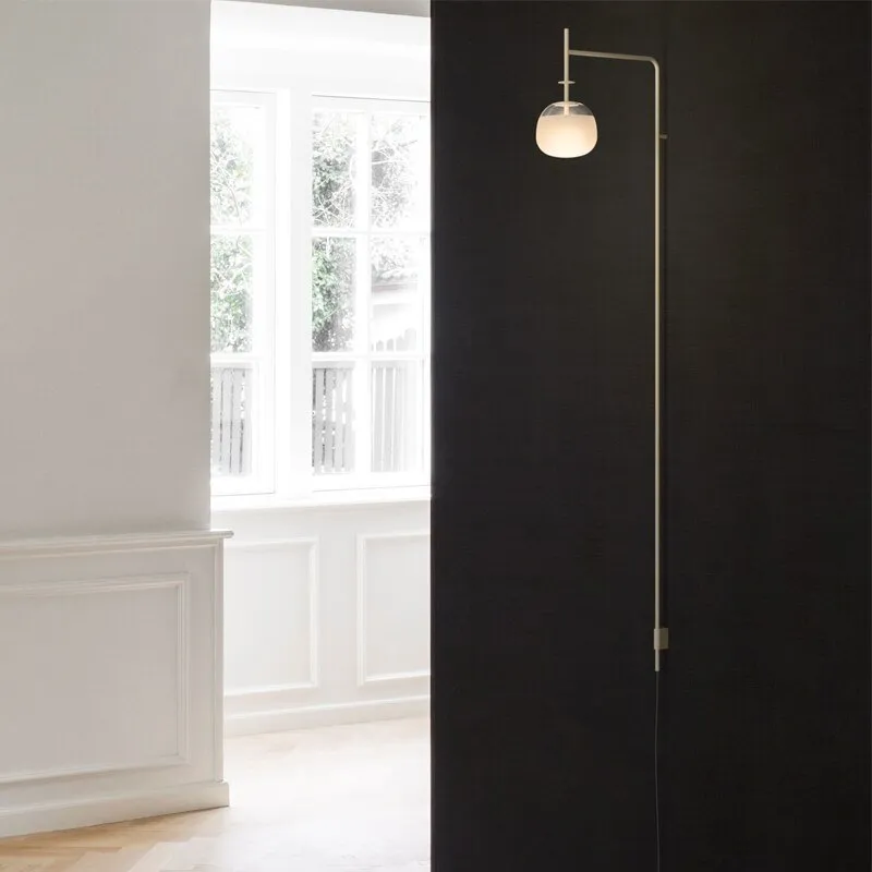Nordic Black Swing Arm Wall Lamp