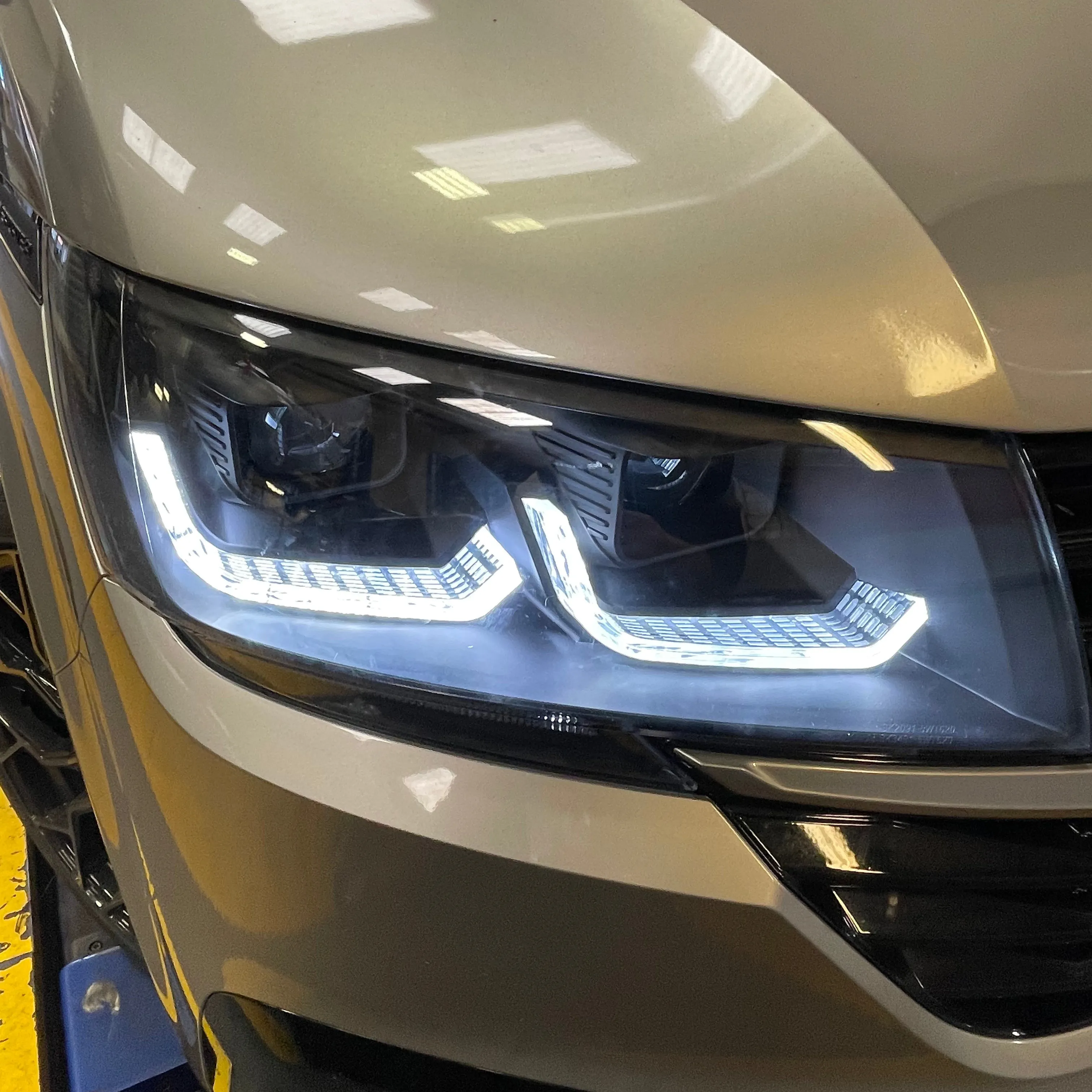 T5 To T6.1 Premium Facelift kit (TL Splitter, DRL Headlights, Gloss Black Grilles)