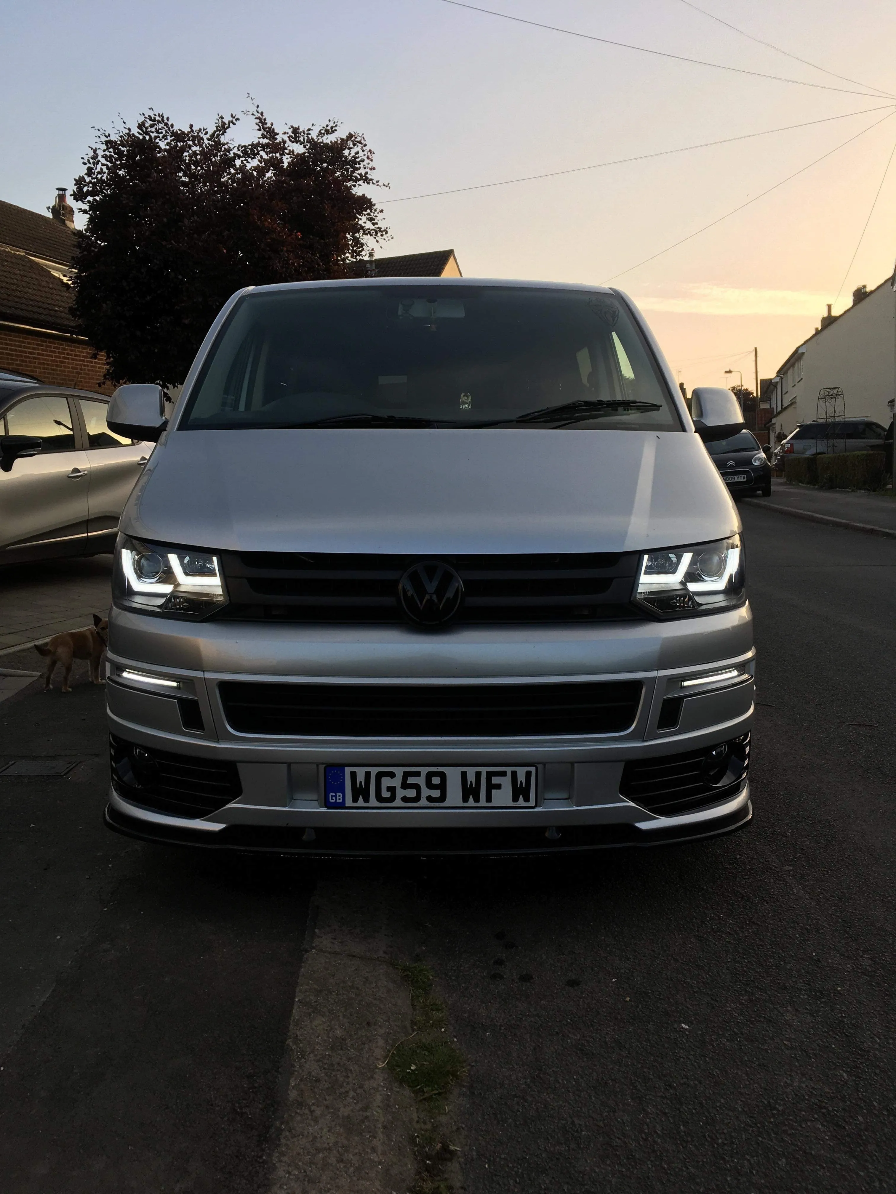 T5.1 DRL Light Bar Headlights 2010 - 2015 (With full LED bulbs dipped & main beam H1)