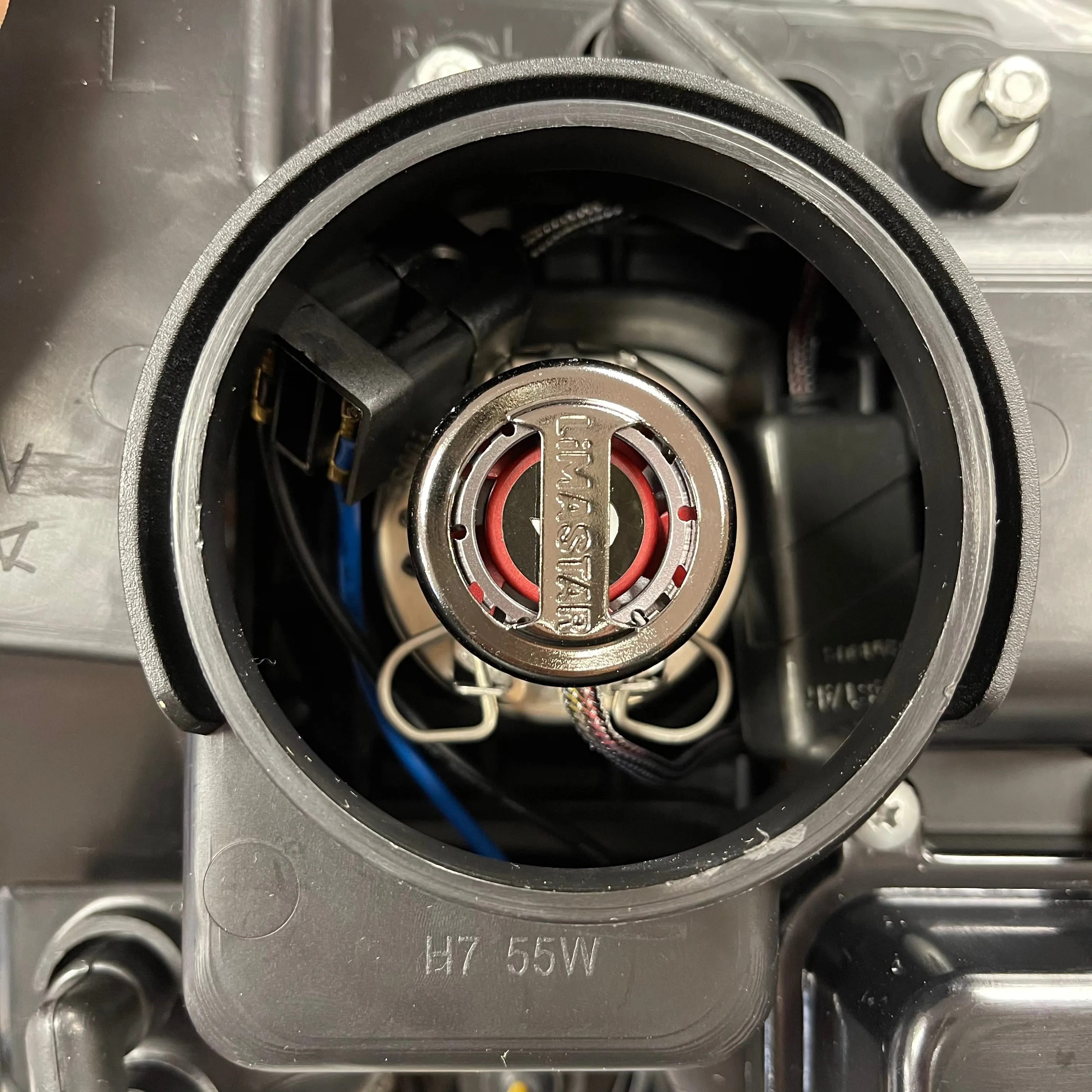 T6.1 LED DRL Headlights Black Edition With LED 6000k Dipped / Full Beam Bulbs